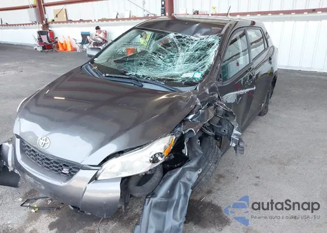 2010 Toyota Matrix S из США, поврежденный, VIN 2T1LE4EE5AC018270